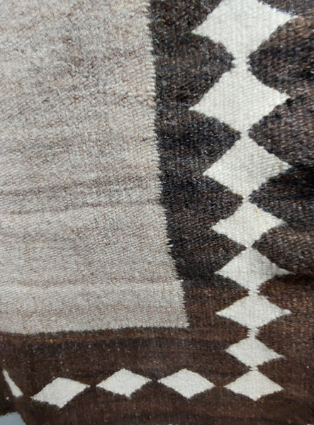 Navajo Double Saddle Blanket Ghost (White) Center