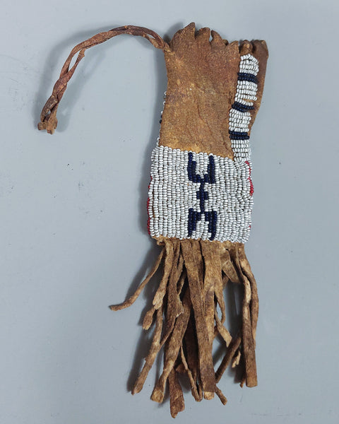 Native American Possibly Arapaho Plains Paint Bag