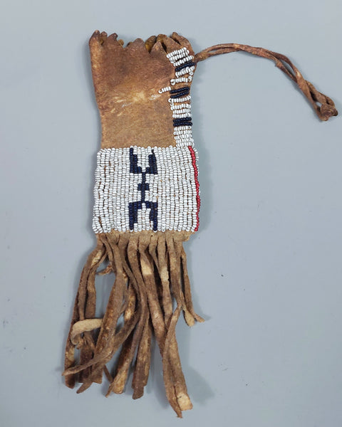 Native American Possibly Arapaho Plains Paint Bag