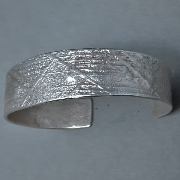 Navajo Silver Cuff Bracelet Plaid Design by Gino Antonio 3/4" Wide