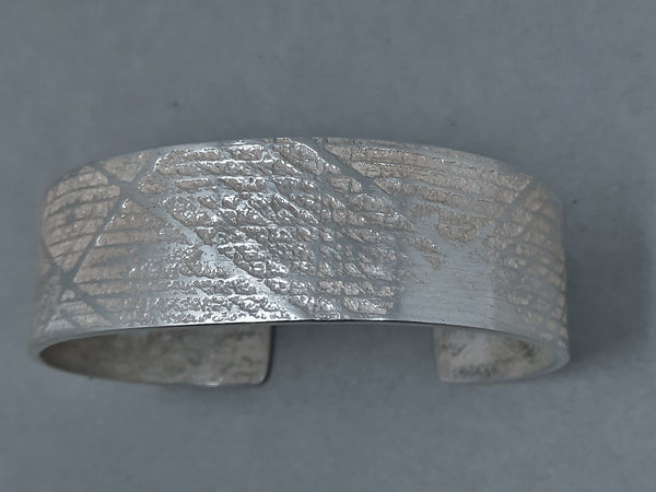 Navajo Silver Cuff Bracelet Plaid Design by Gino Antonio 7/8" Wide
