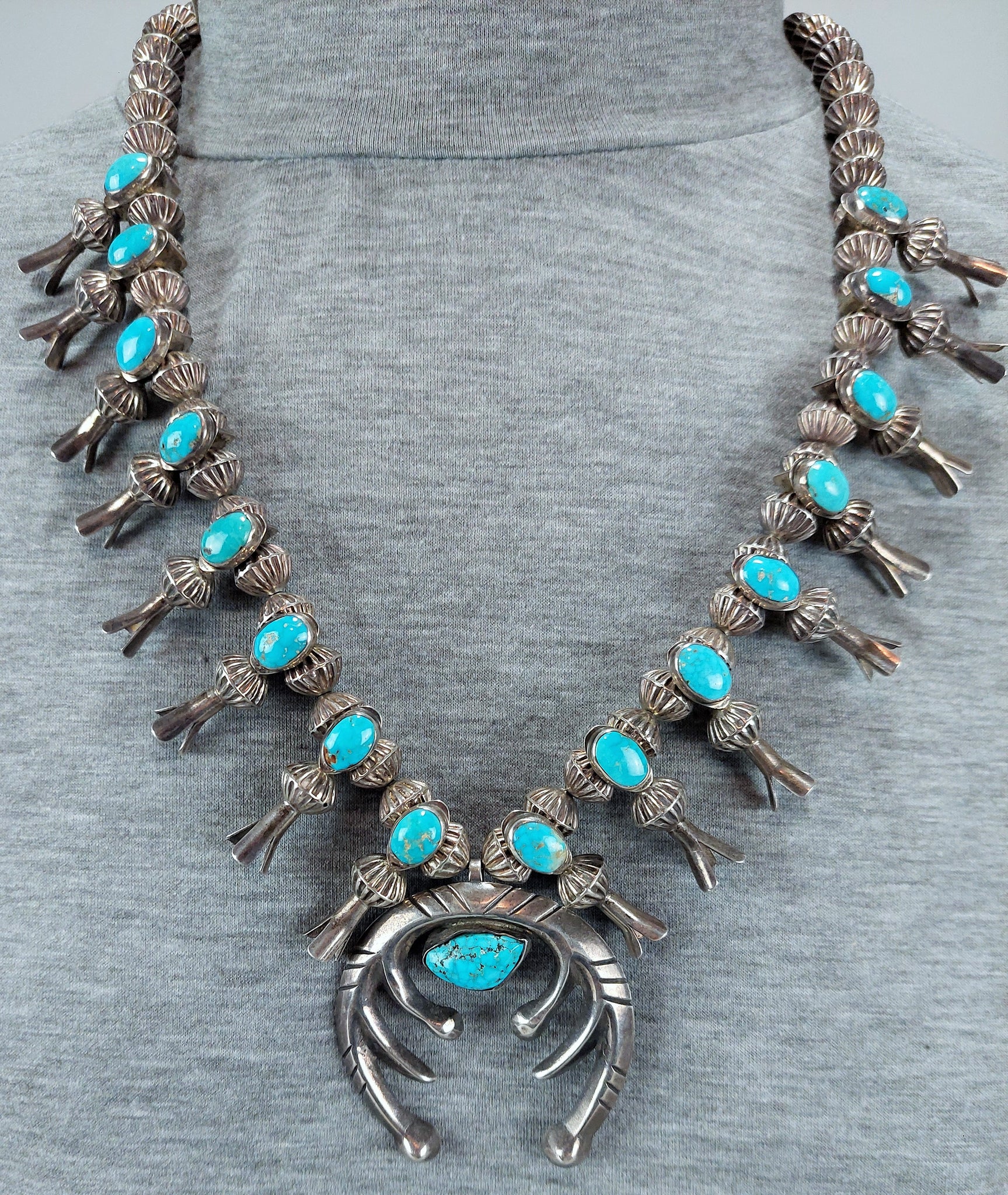 Western Navajo Style Pearl Squash Blossom Necklace Set –  Bluetortoisewholesale