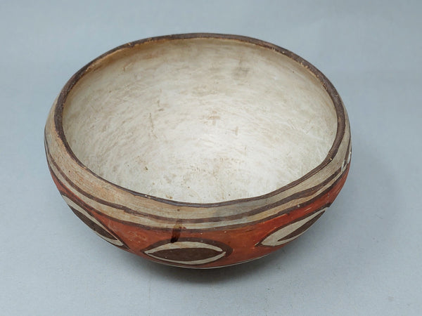 Native American Zuni Pottery Bowl