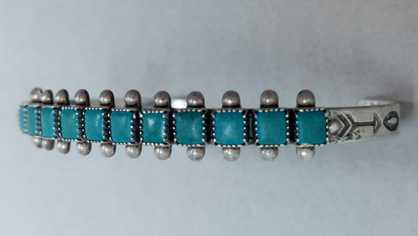 Navajo / Zuni Sterling Silver Narrow Single Row Turquoise Cuff