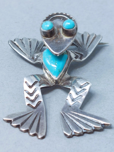 Navajo Sterling Silver Frog Pin / Brooch