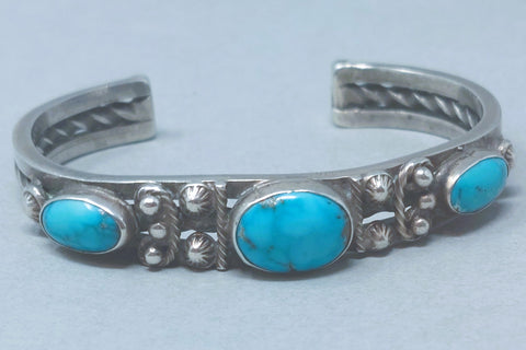 Vintage Navajo Sterling Silver & 3 Oval Turquoise Stones Cuff Bracelet