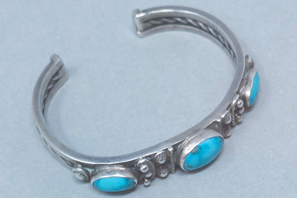 Vintage Navajo Sterling Silver & 3 Oval Turquoise Stones Cuff Bracelet