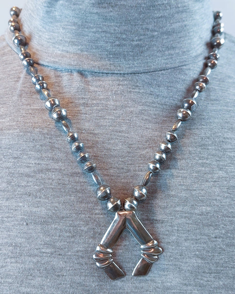 Navajo Sterling Silver Barrel & Bench Bead Necklace with Pendant