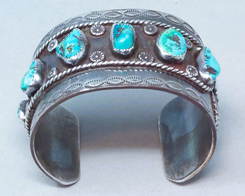Navajo Graduated Turquoise &  Silver Cuff Bracelet 1.5/8" Wide