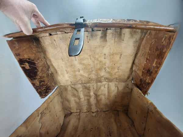 Petaca or Hide Traveling Chest